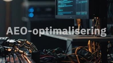 AI robot som utfører AEO-optimalisering